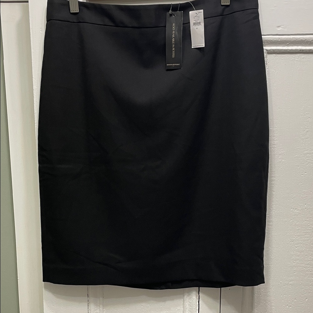 Banana Republic Elegant Black Pencil Skirt size 12